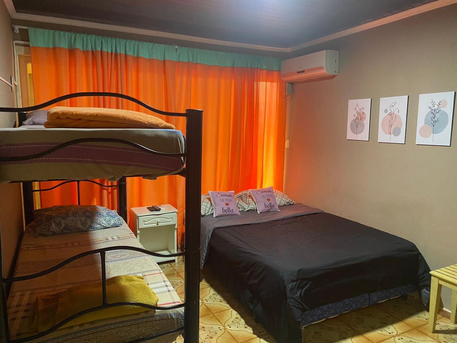 Guembe Al Rio Hostel Пуэрто-Игуасу Экстерьер фото