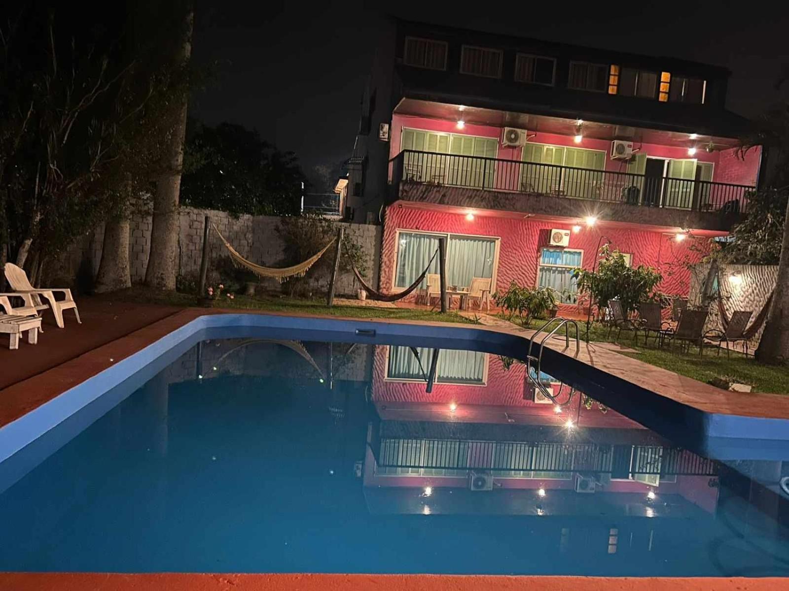 Guembe Al Rio Hostel Пуэрто-Игуасу Экстерьер фото